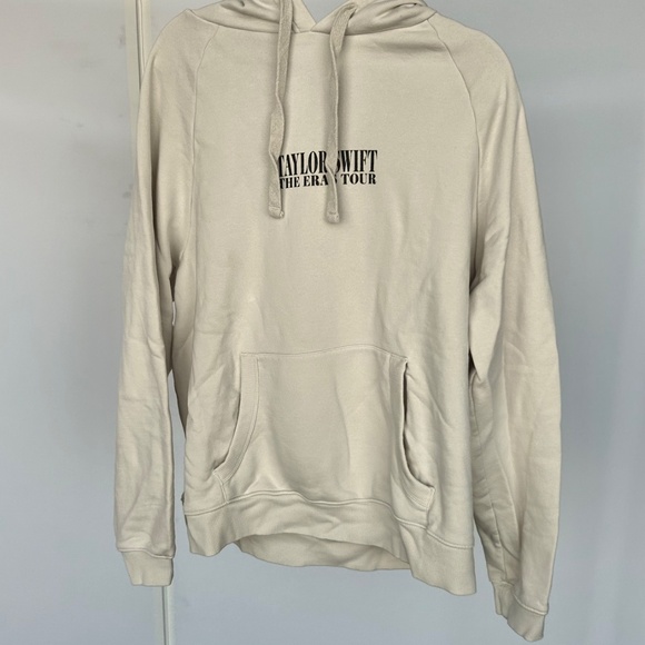 Taylor Swift The Eras Tour Official Merch Sweatshirt - Picture 6 of 7